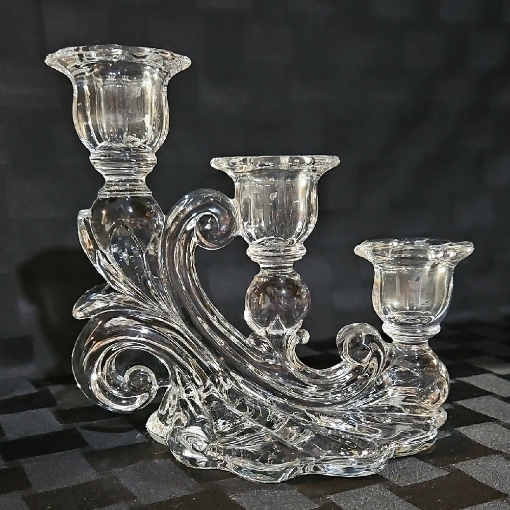 VTG Cambridge Glass Caprice Clear 3-Light Cascade Candlestick Holder UV Glow #2